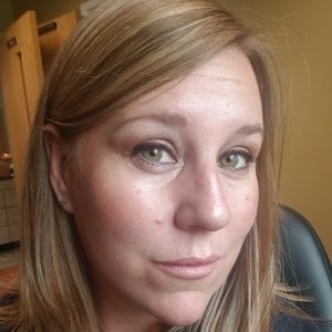 Meet your Posher, Jenn